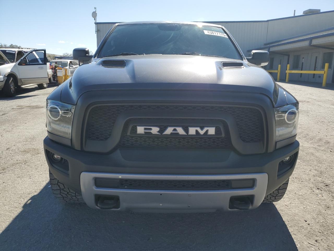 2017 RAM 1500 - Image 5