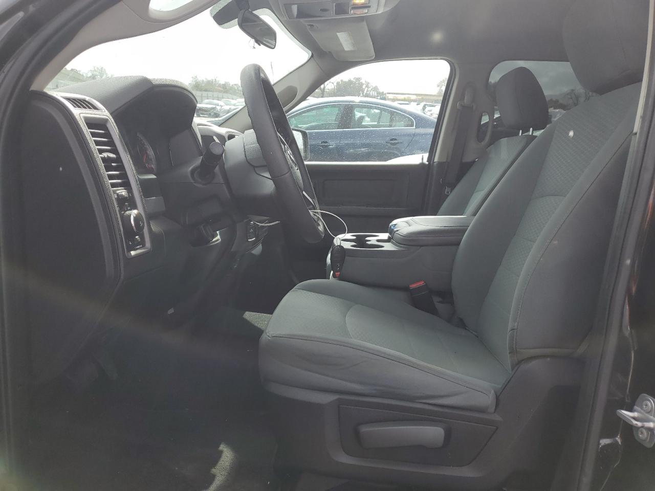 2019 RAM 1500 - Image 7