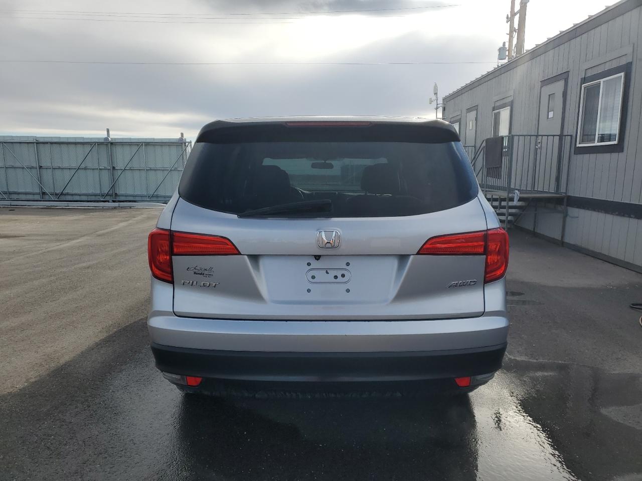 5FNYF6H11GB078221 HONDA PILOT 2016