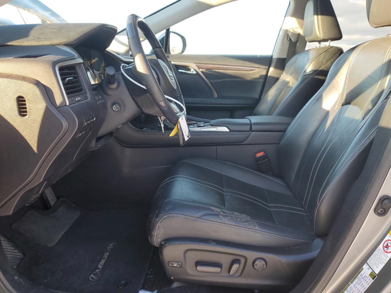 2019 Lexus RX - Image 7