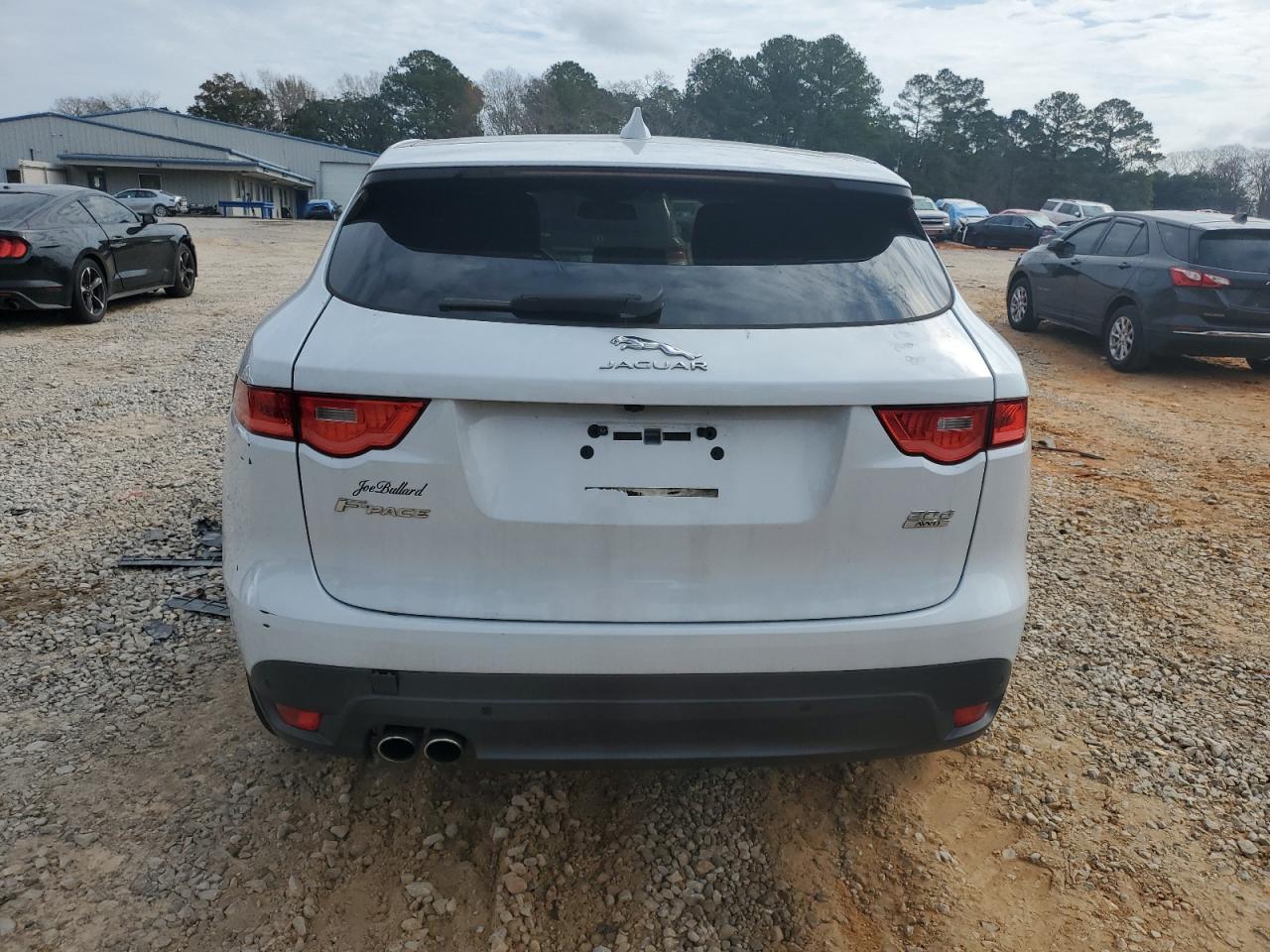 2017 Jaguar F-Pace - Image 6