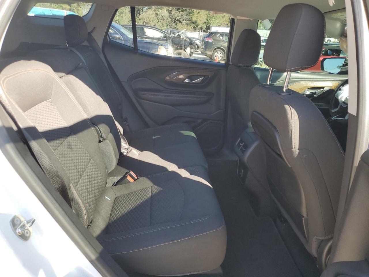 2018 GMC Terrain - Image 11