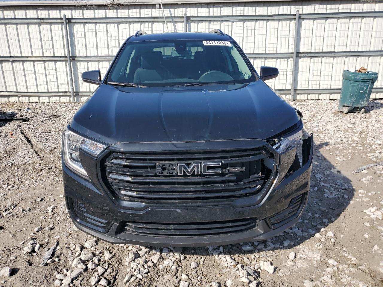 2022 GMC Terrain - Image 5