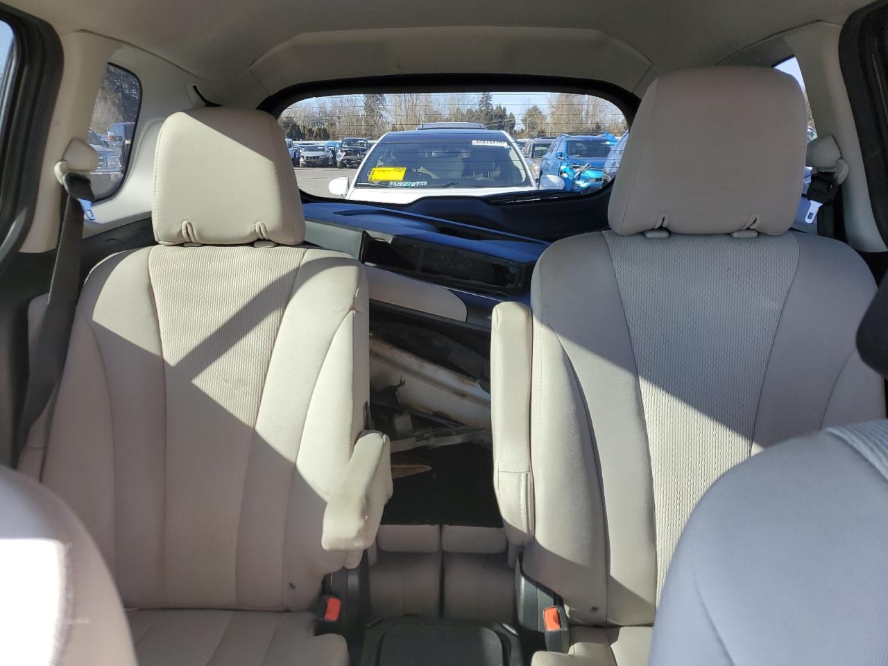 2015 Mazda 5 - Image 10