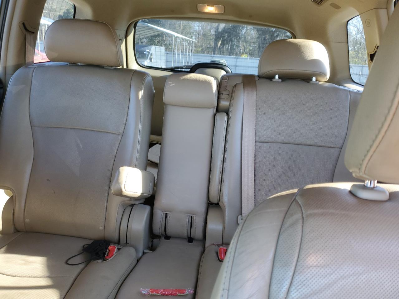 2012 Toyota Highlander - Image 10