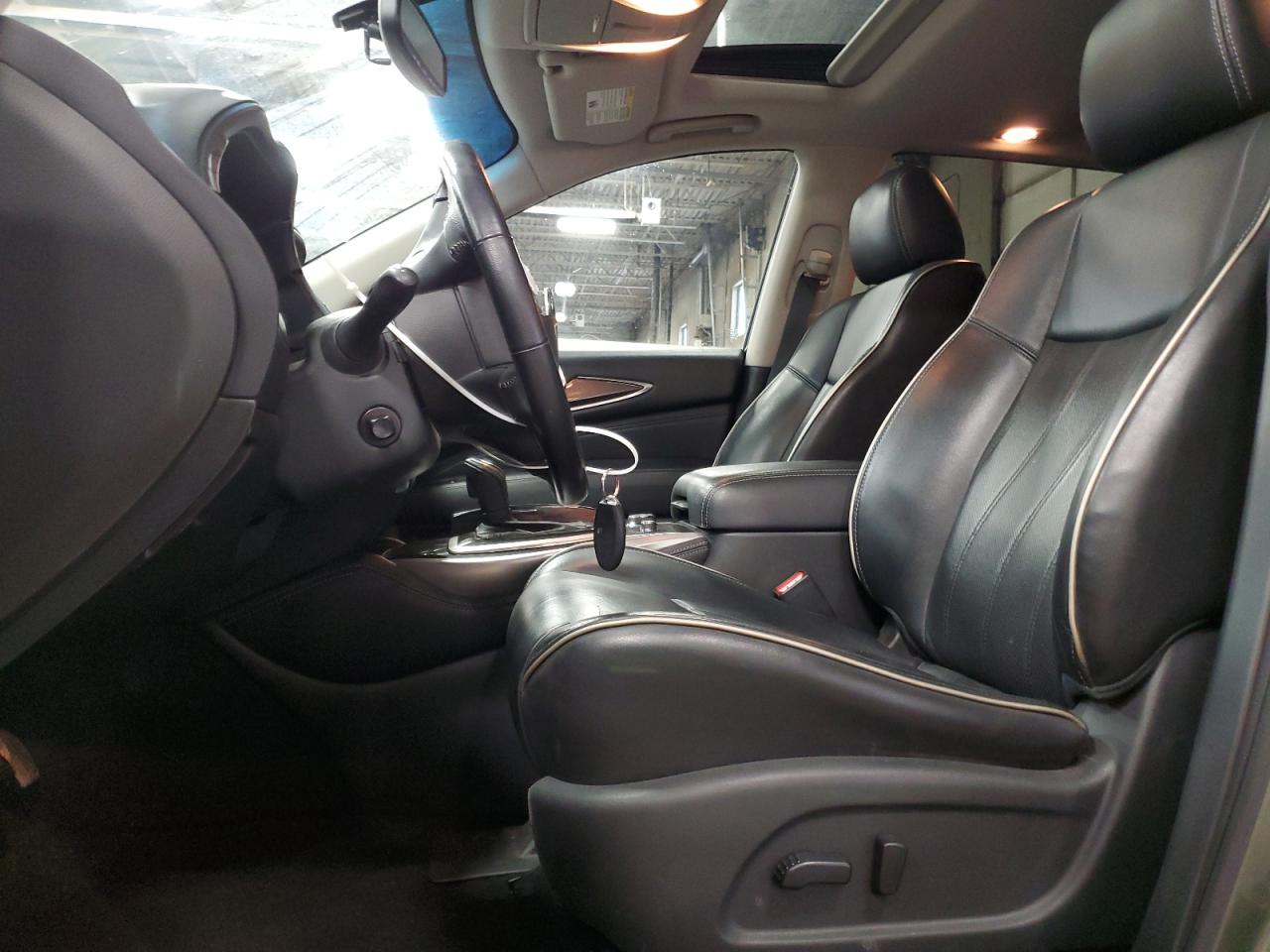 2016 Infiniti QX60 - Image 7