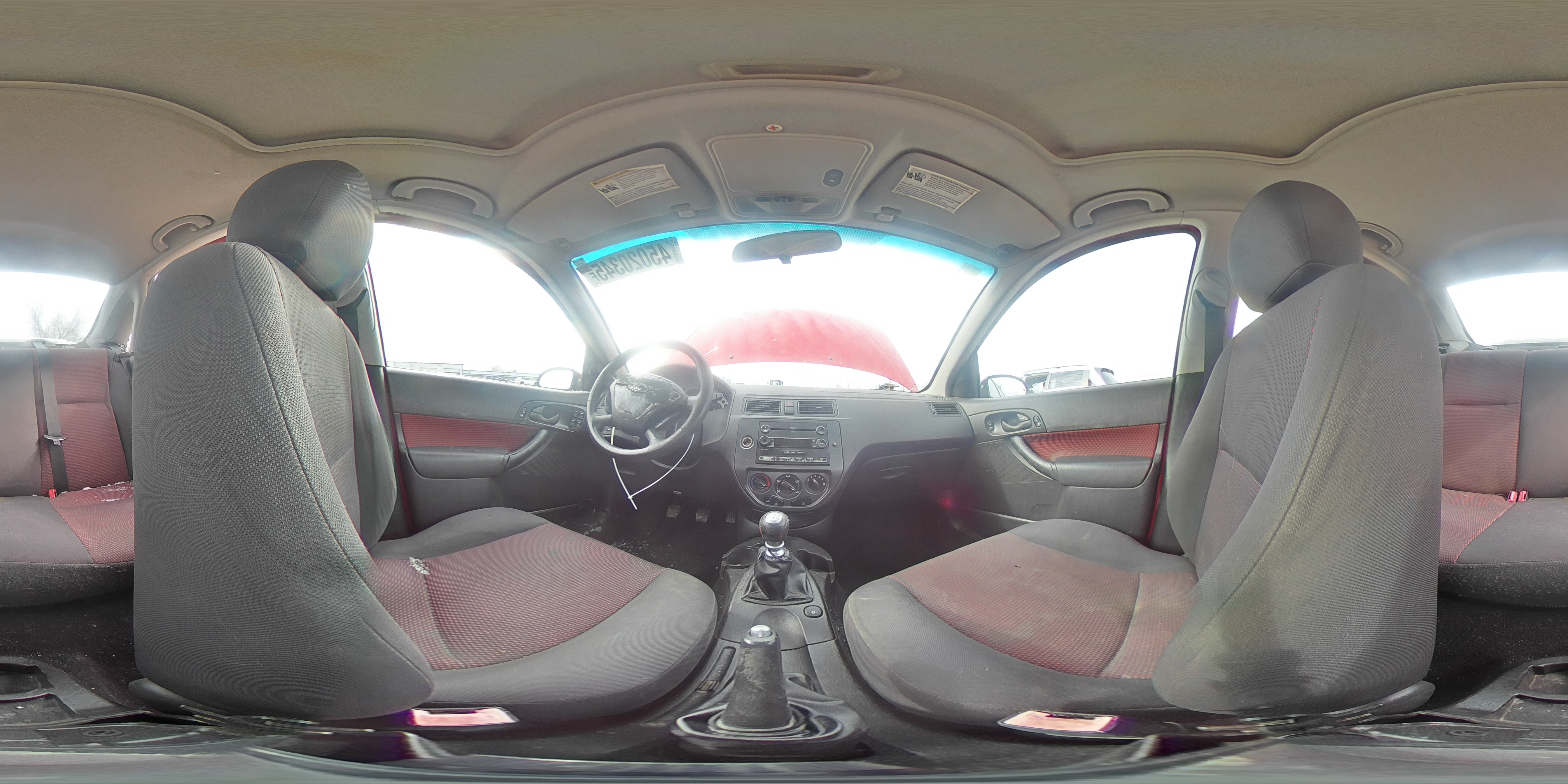 2005 Ford Focus - Image 13
