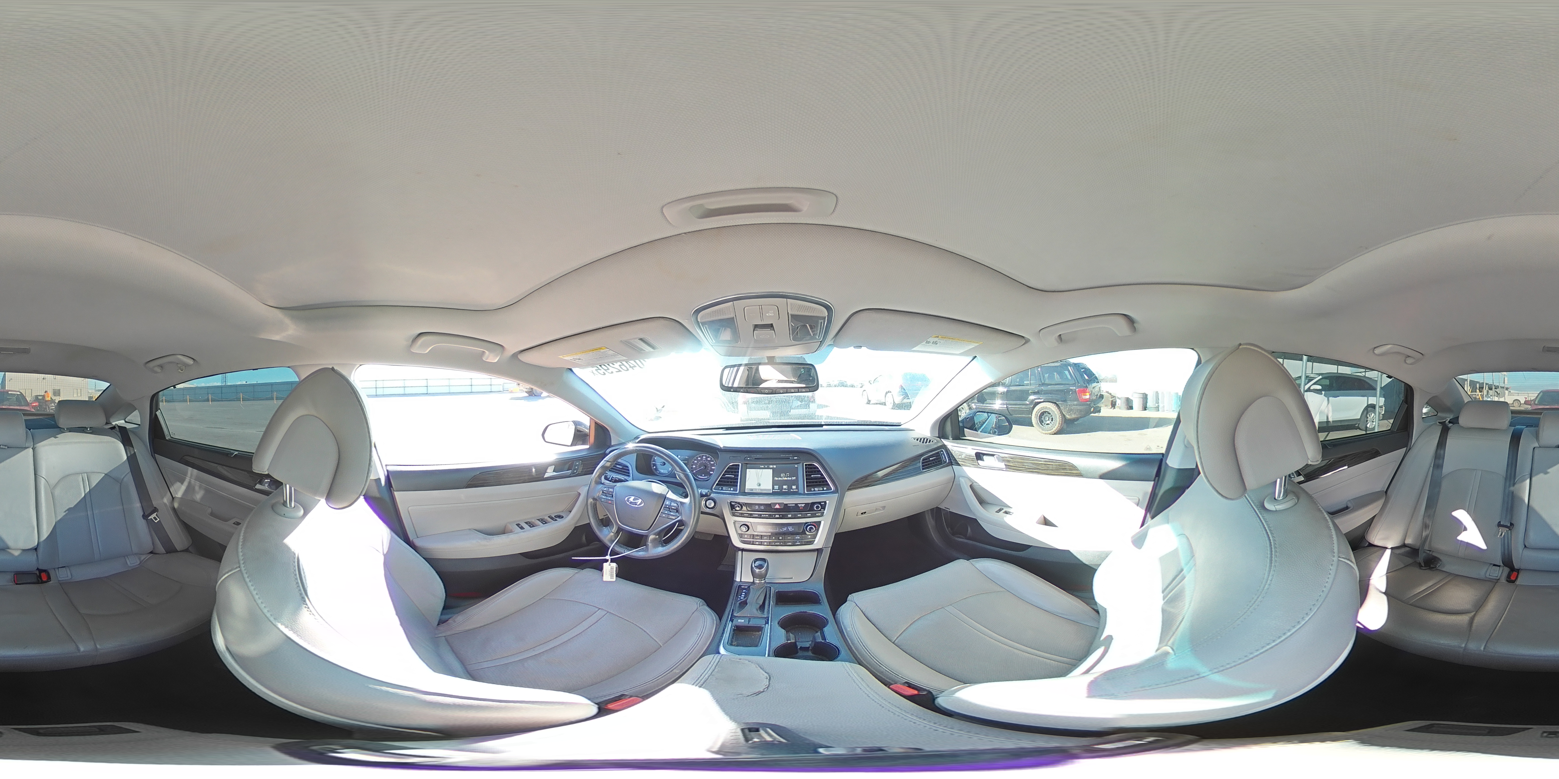 2017 Hyundai Sonata - Image 13