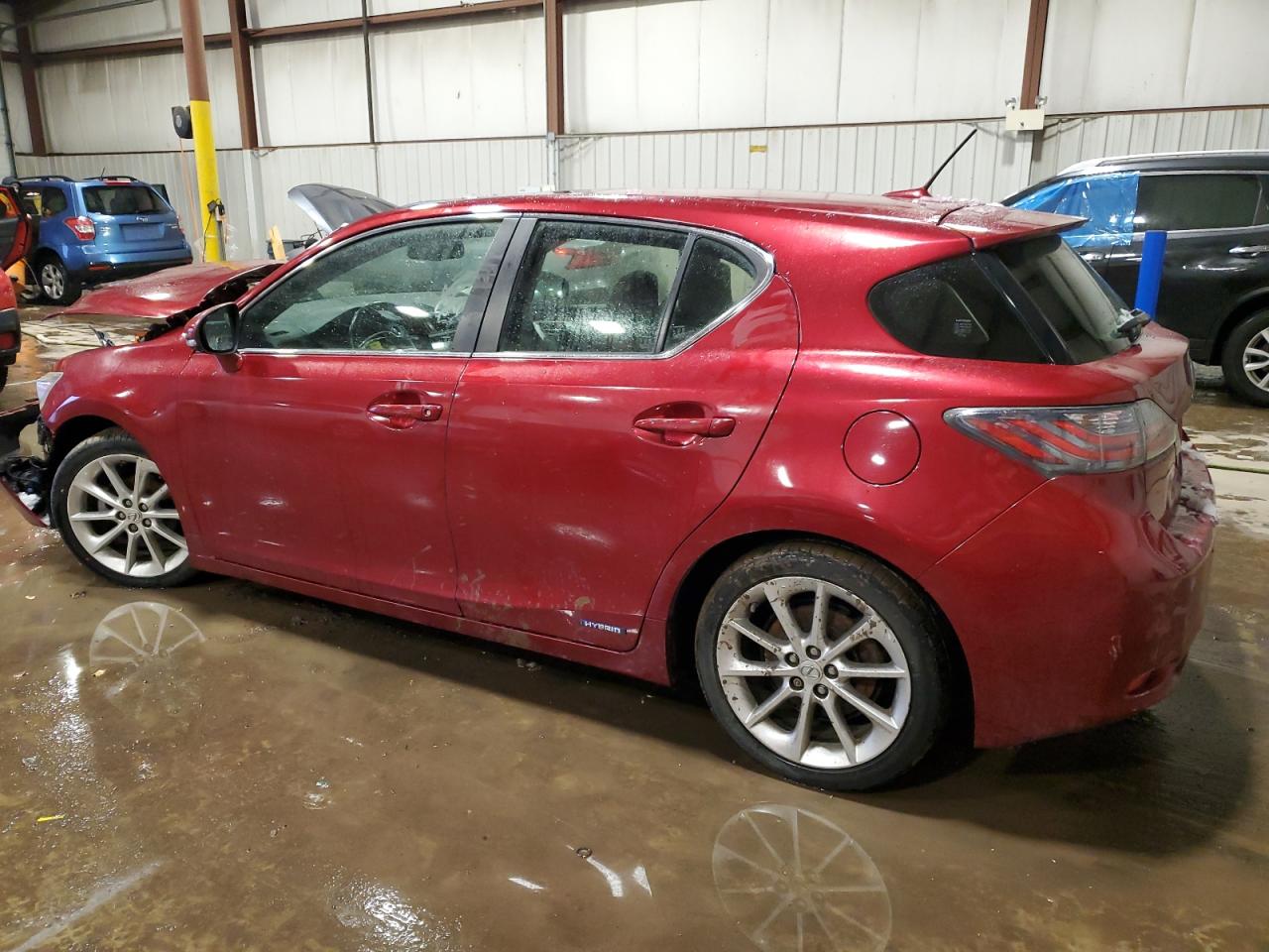 2012 Lexus CT - Image 2