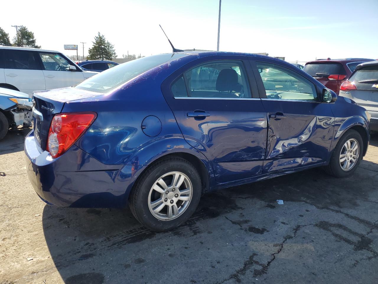 2013 Chevrolet Sonic - Image 3