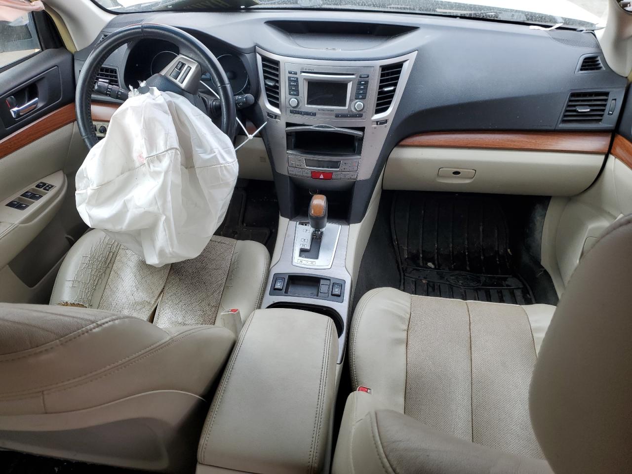 2014 Subaru Outback - Image 8