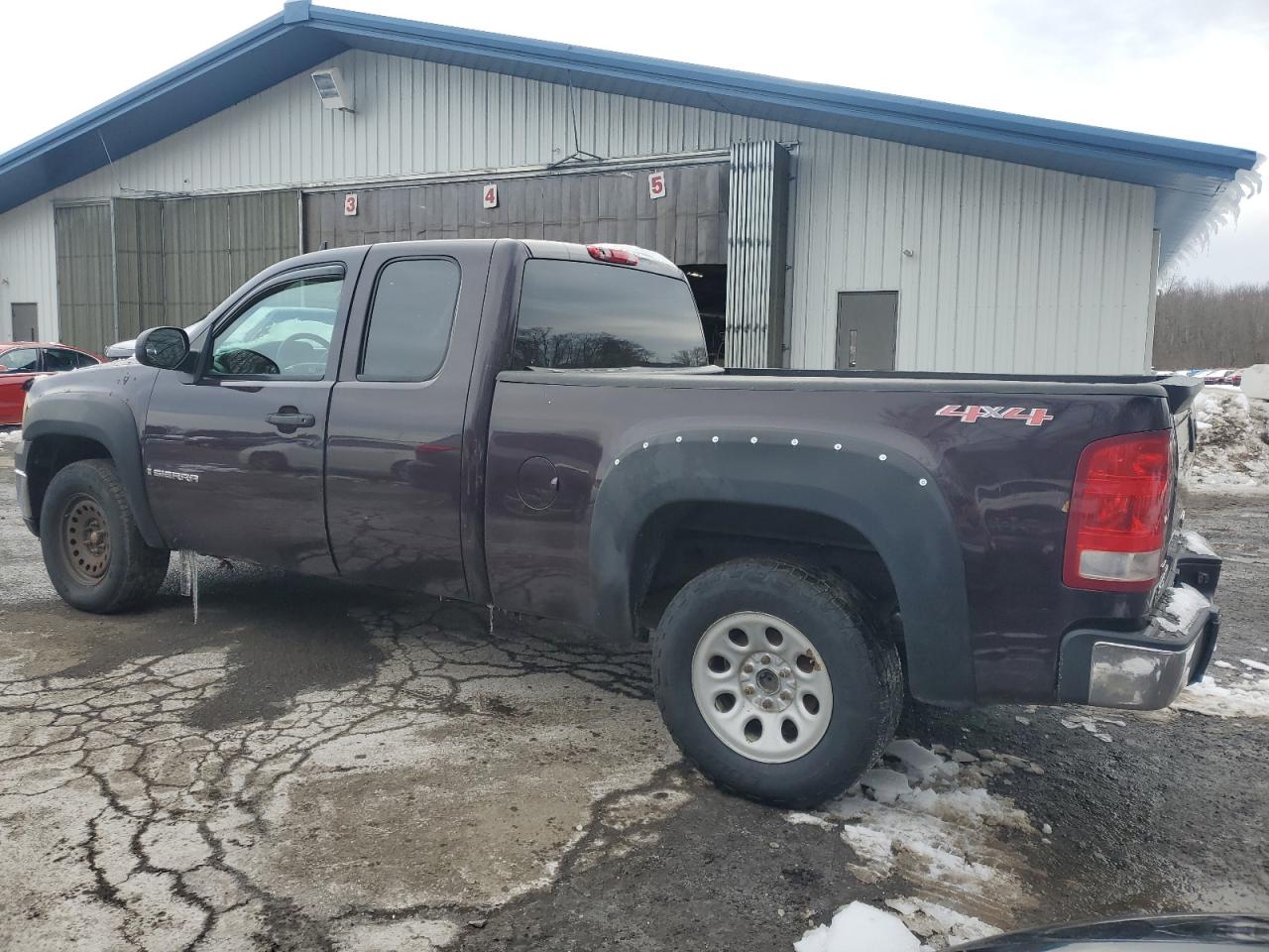 2009 GMC Sierra - Image 2