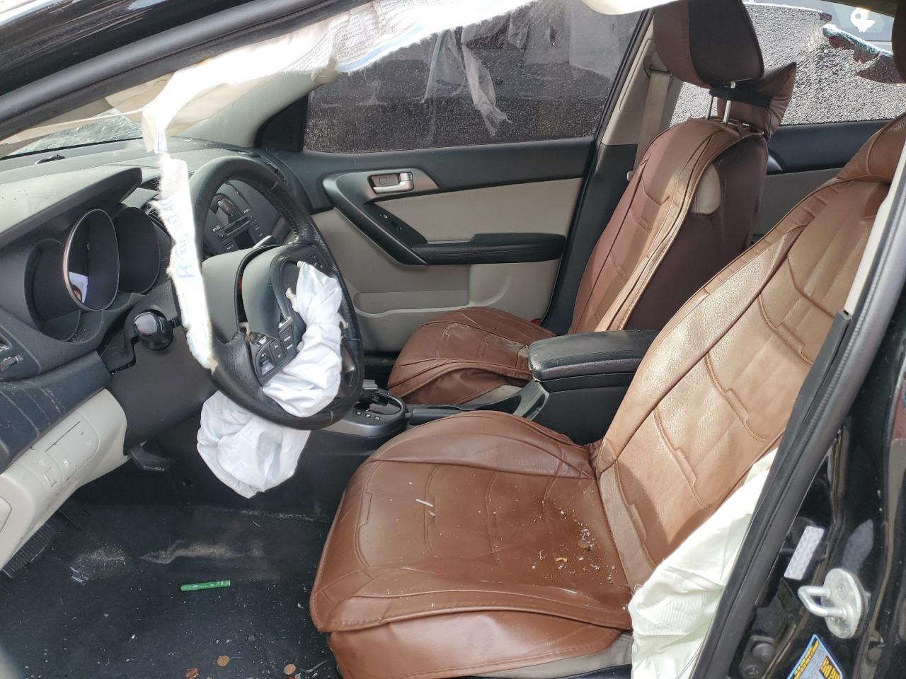 2010 Kia Forte - Image 7