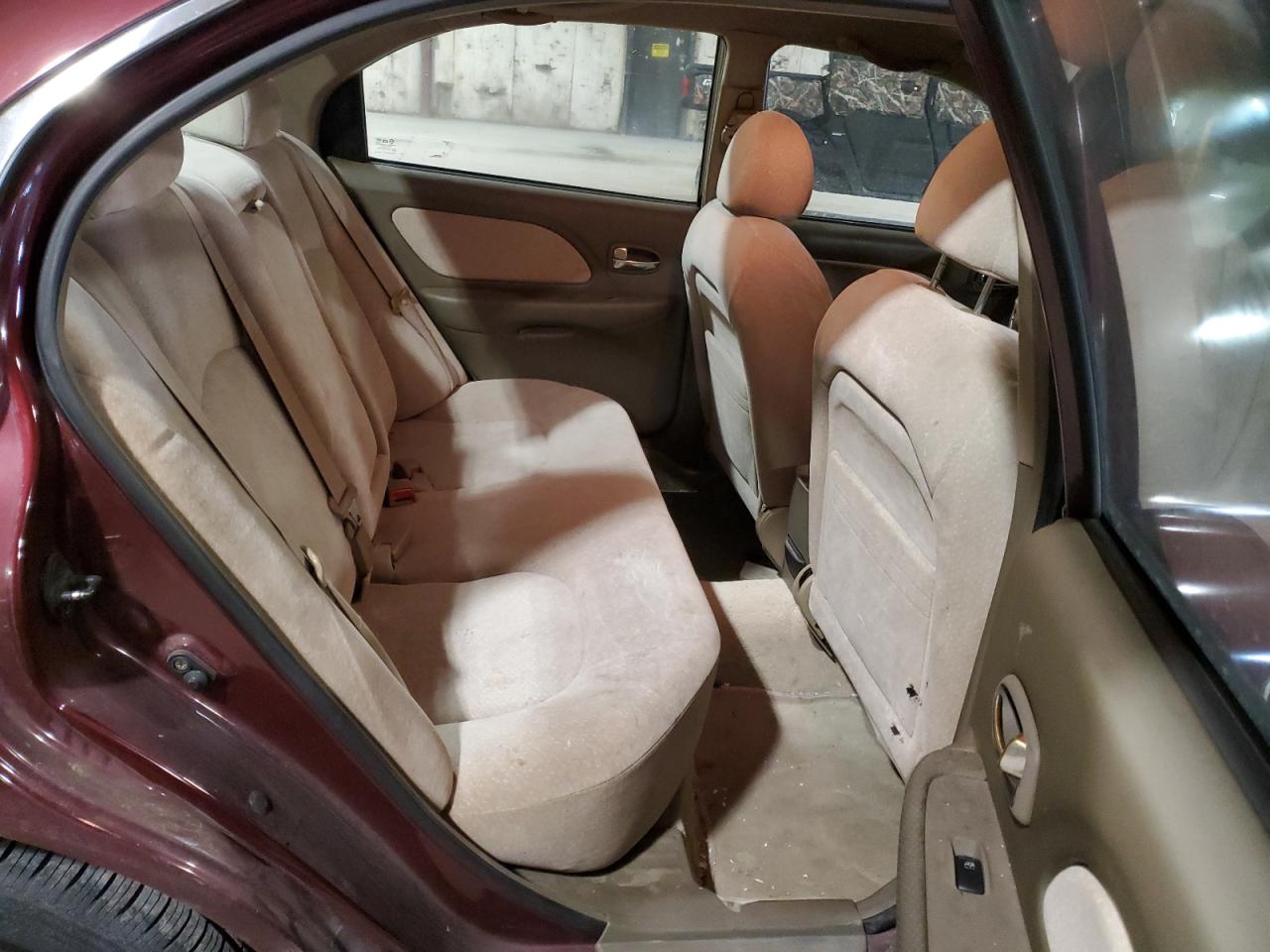 2004 Hyundai Sonata - Image 10