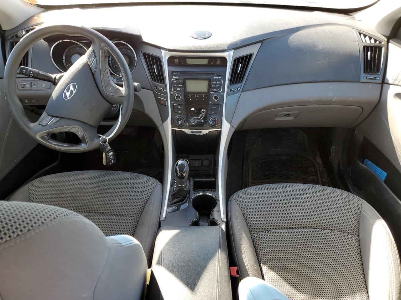 2011 Hyundai Sonata - Image 8