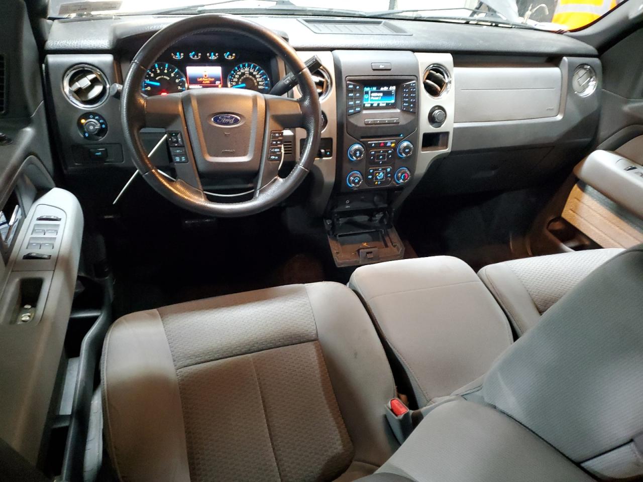 2014 Ford F-150 - Image 8