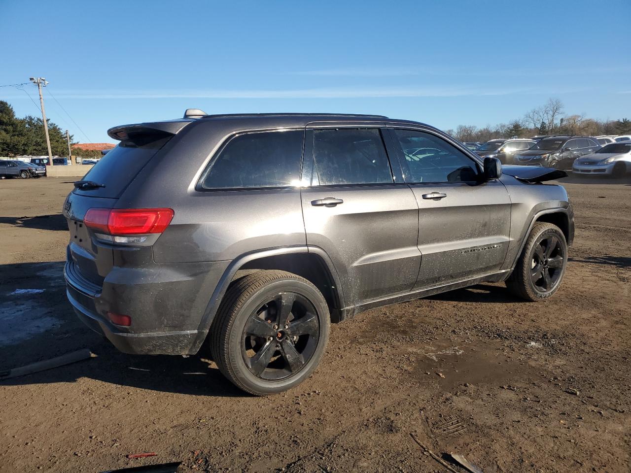 2015 Jeep Grand Cherokee - Image 3