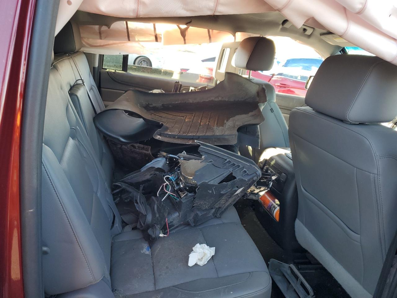 2016 Chevrolet Suburban K1500 Lt VIN: 1GNSKHKC8GR235297 Lot: 85642134