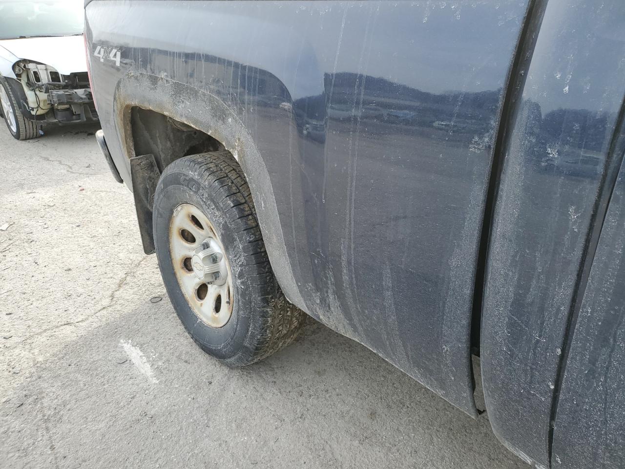 2010 Chevrolet Silverado - Image 10