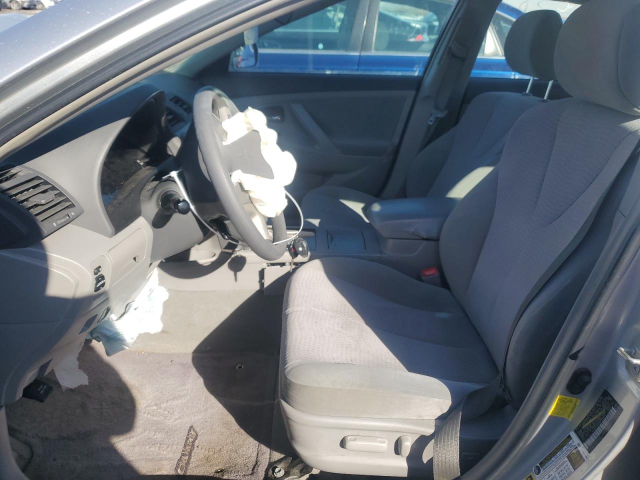 2011 Toyota Camry - Image 7