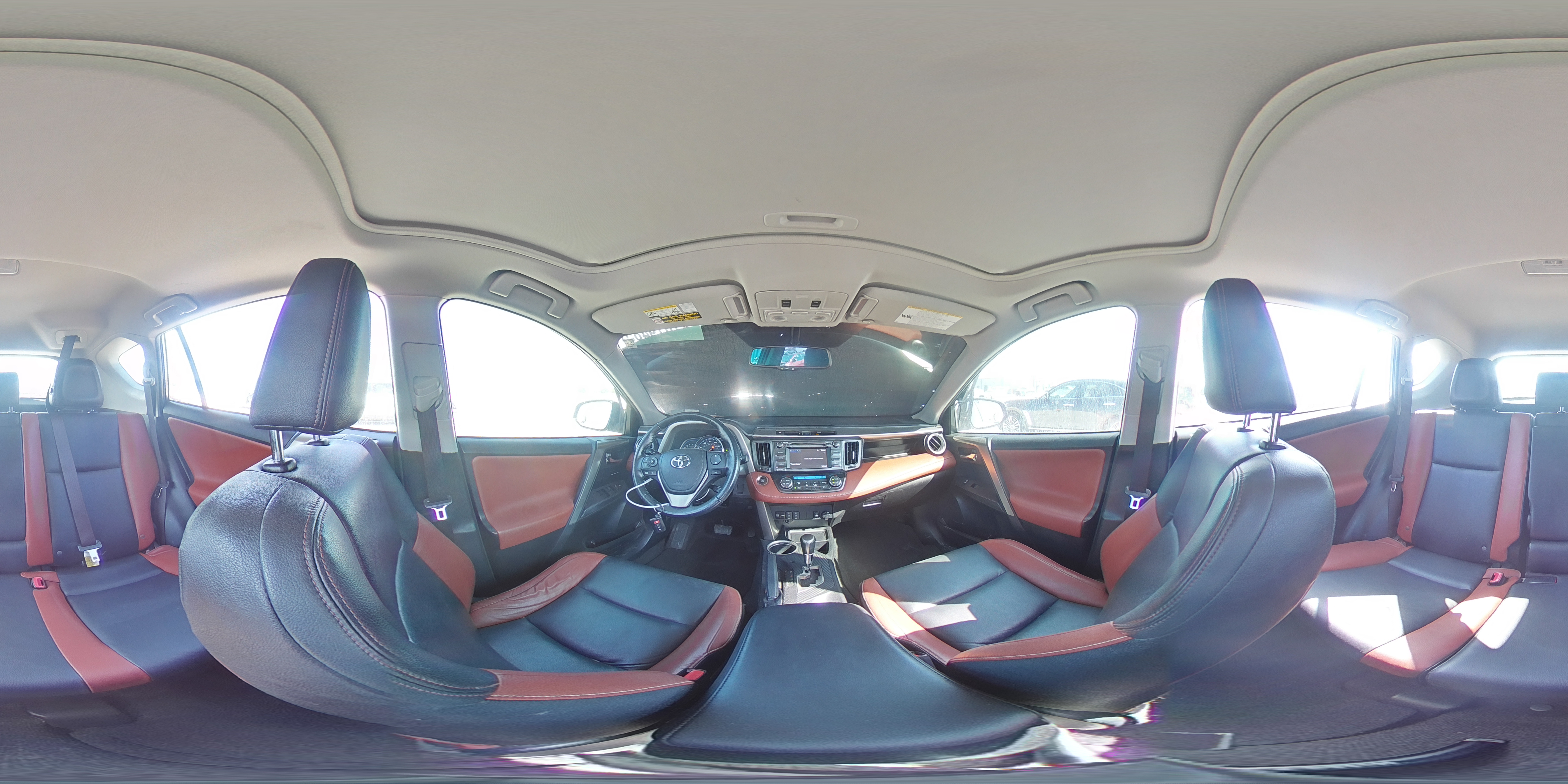 2014 Toyota RAV 4 - Image 13