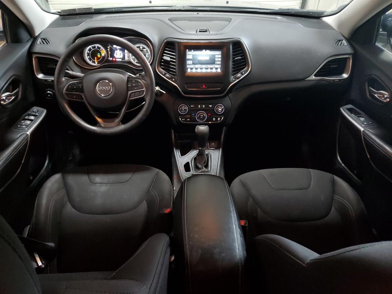 2019 Jeep Grand Cherokee - Image 8