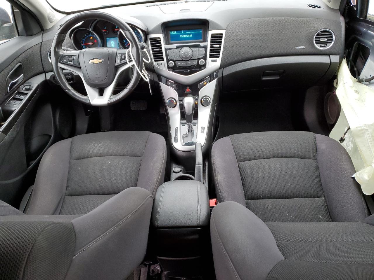 2013 Chevrolet Cruze - Image 8