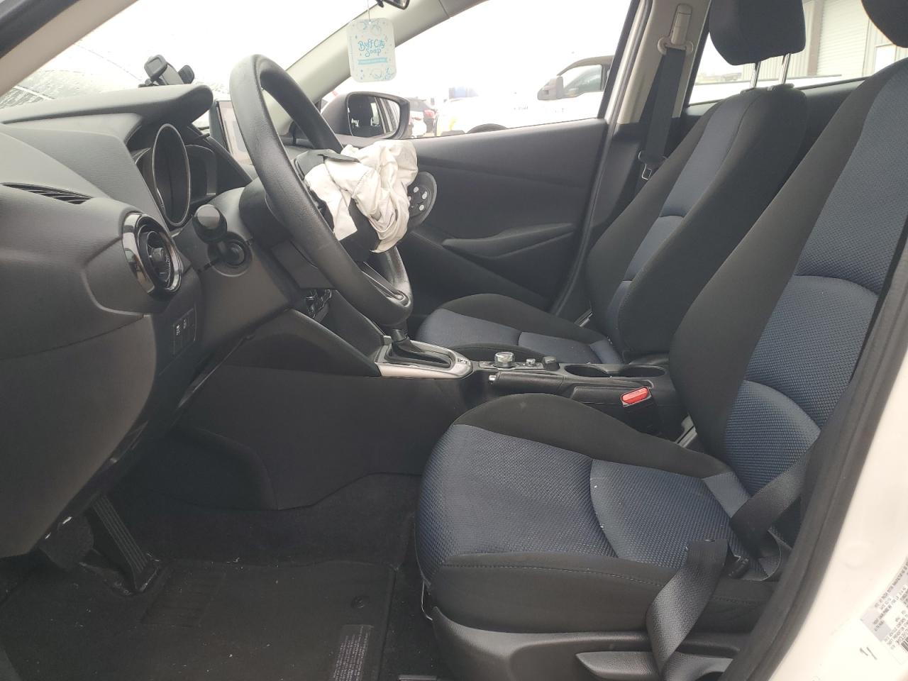 2019 Toyota Yaris - Image 7