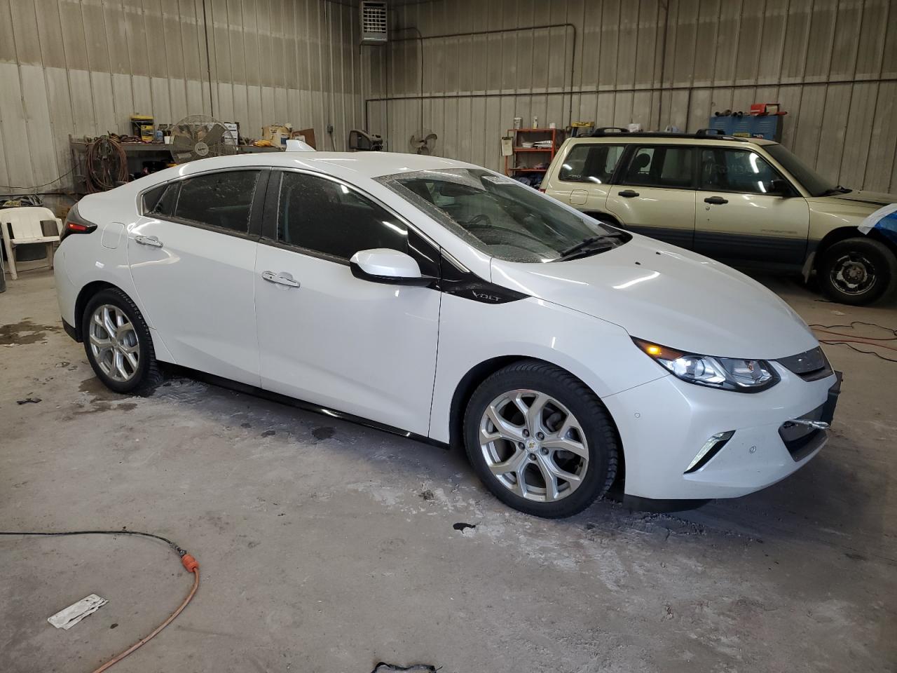 2017 Chevrolet Volt - Image 4