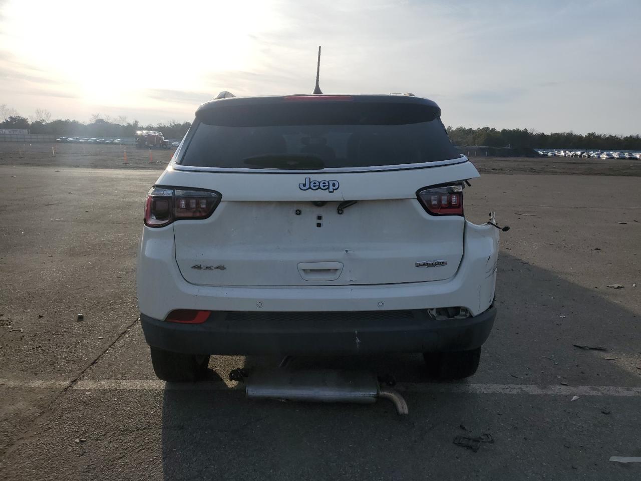 2018 Jeep Compass - Image 6
