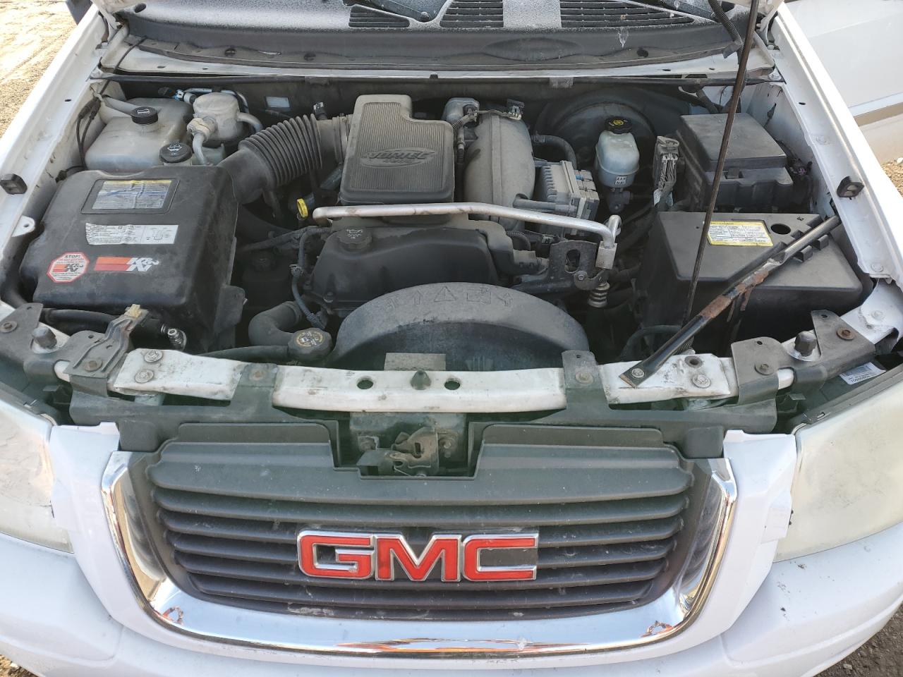 2005 GMC Envoy - Image 12