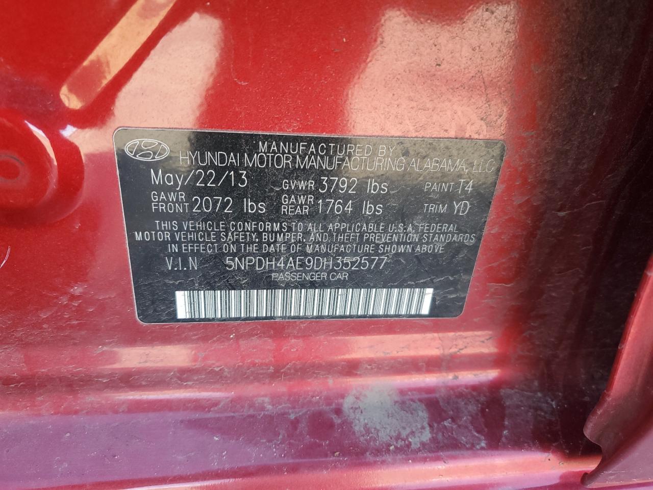 2013 Hyundai Elantra - Image 12