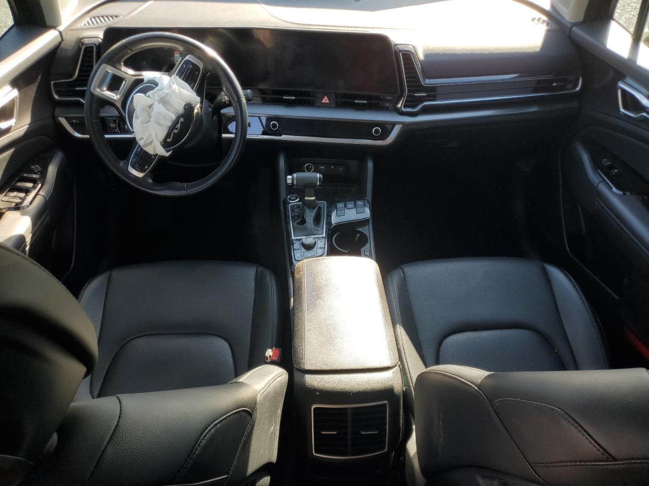 2023 Kia Sportage - Image 8