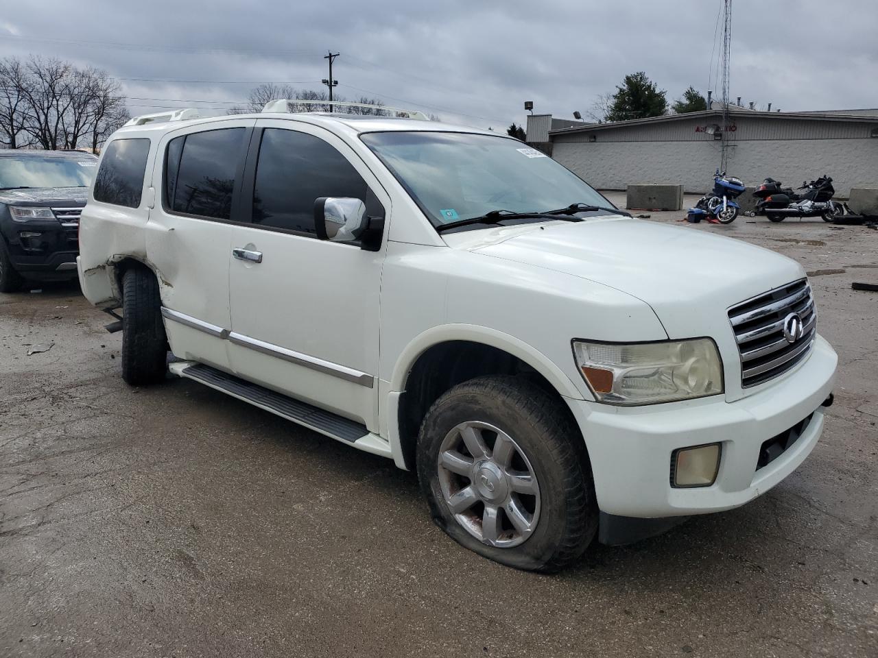 2006 Infiniti QX56 - Image 4