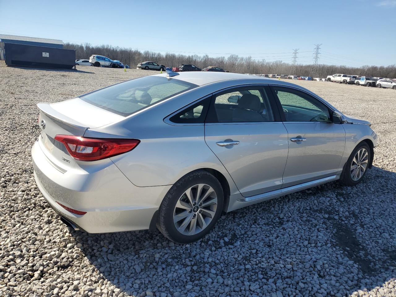 2017 Hyundai Sonata - Image 3