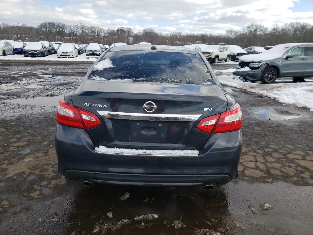 2016 Nissan Altima - Image 6