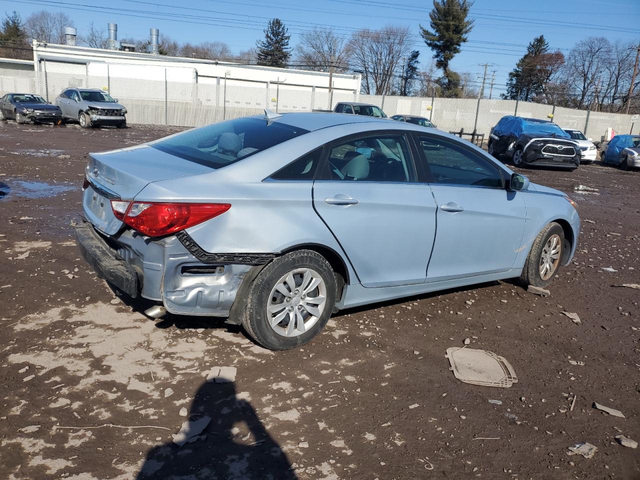 2011 Hyundai Sonata - Image 3