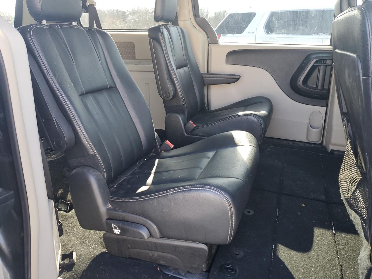 2016 Chrysler Town & Country Touring VIN: 2C4RC1BG2GR280759 Lot: 45322325