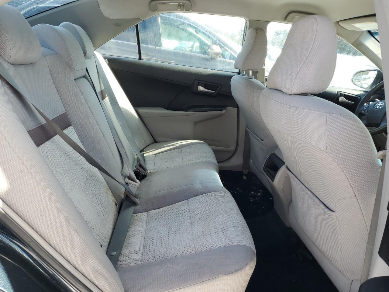 2013 Toyota Camry - Image 10