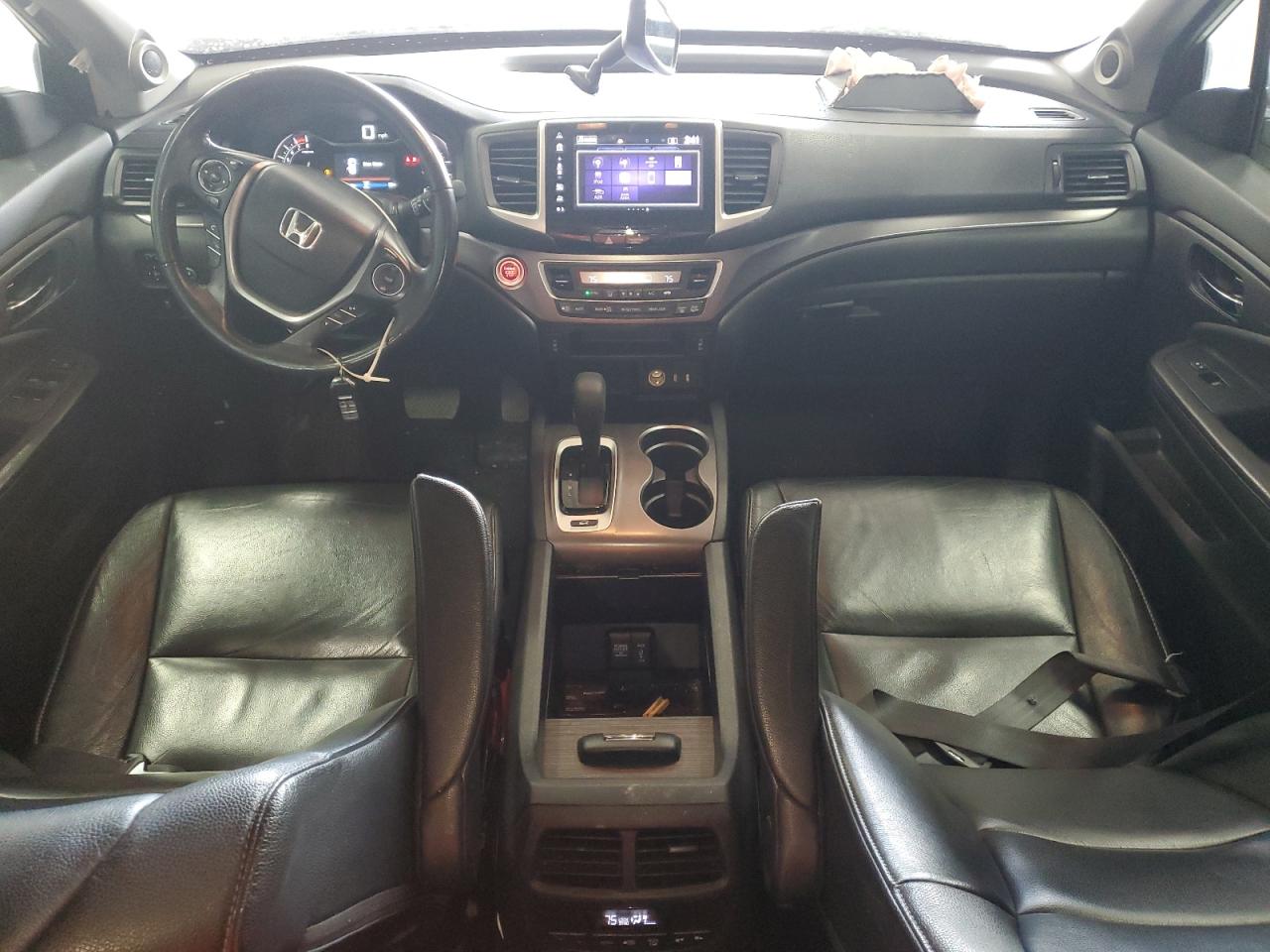 2017 Honda Pilot - Image 8