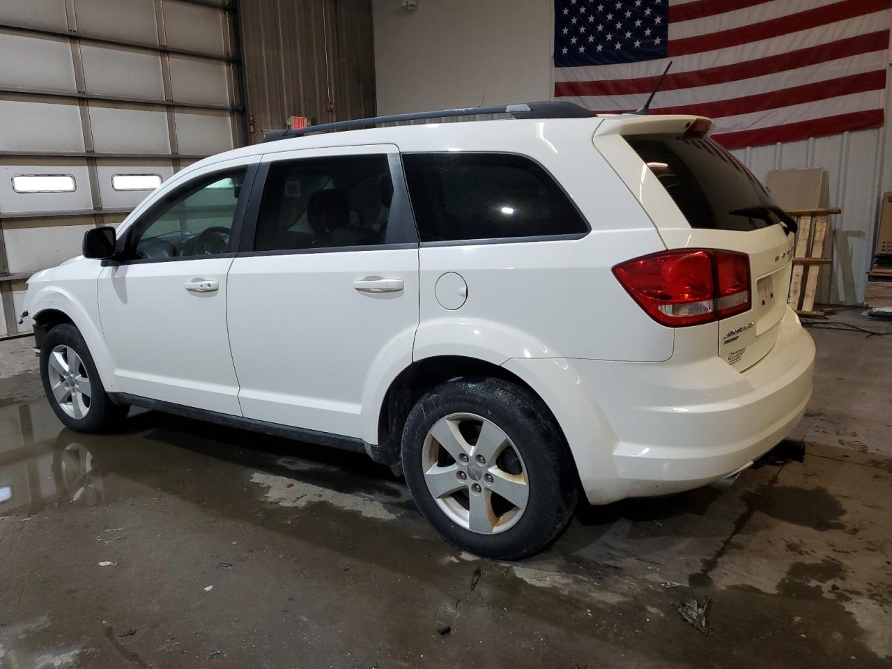2014 Dodge Journey - Image 2