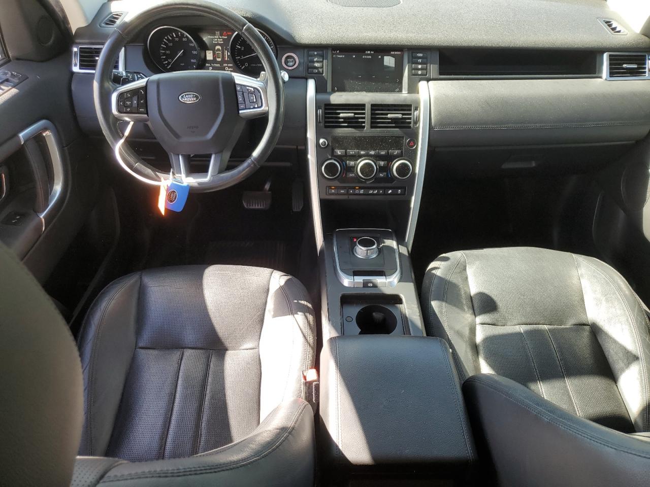 2016 Land Rover Discovery - Image 8