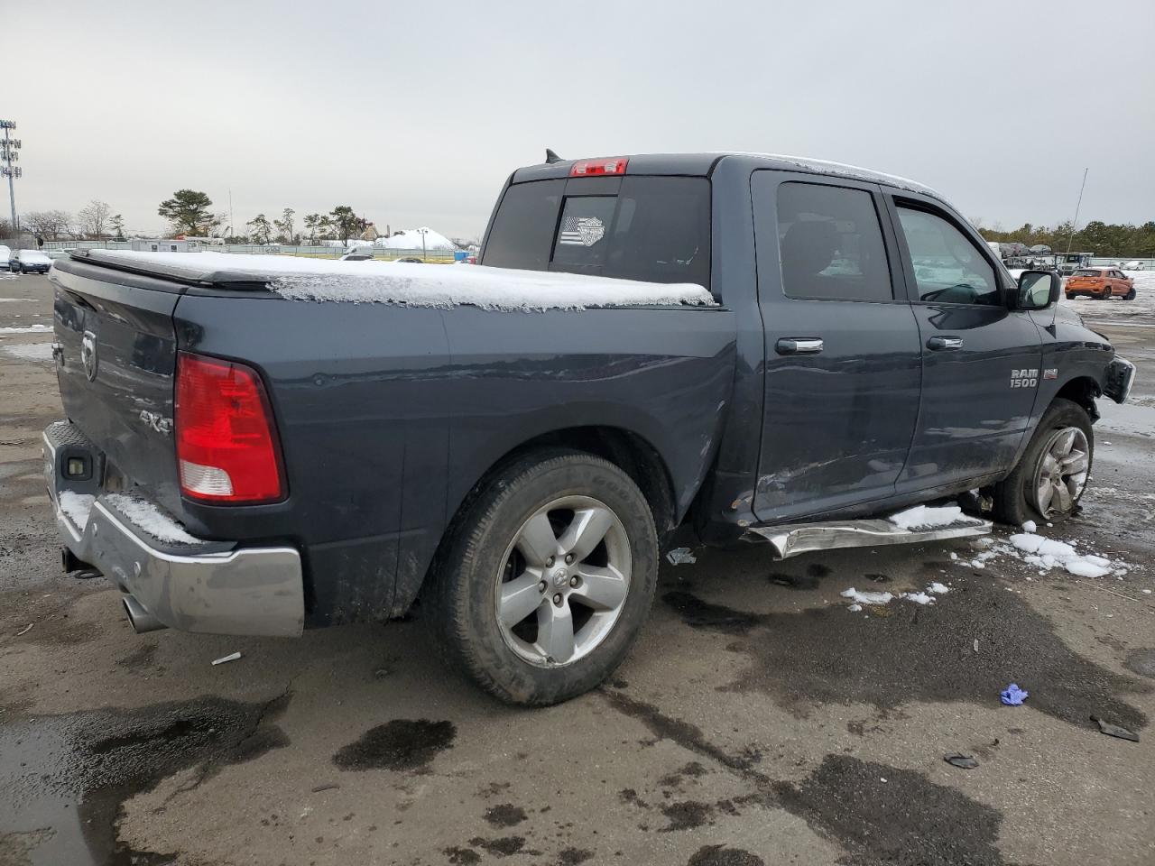 2017 RAM 1500 - Image 3