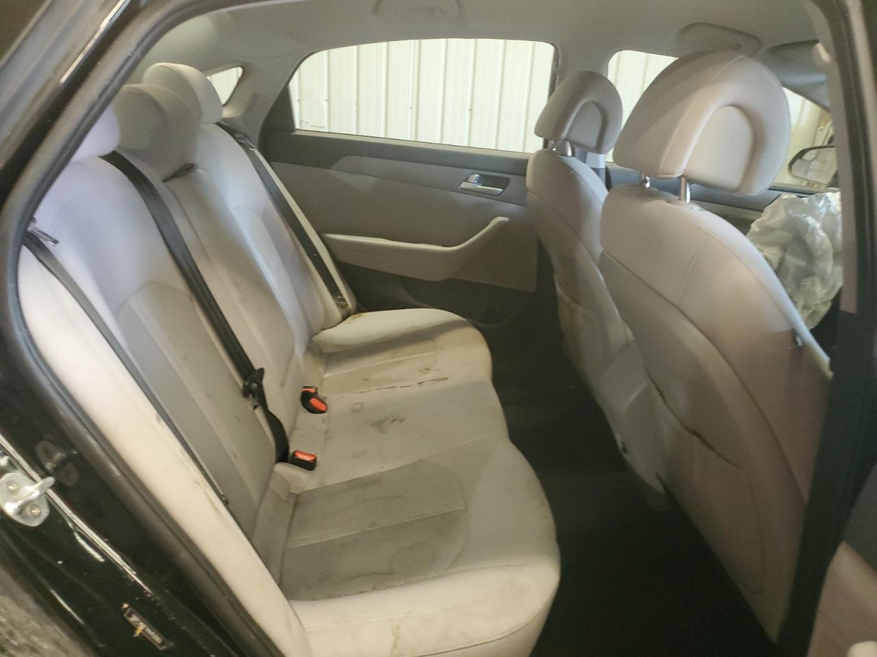 2017 Hyundai Sonata - Image 10
