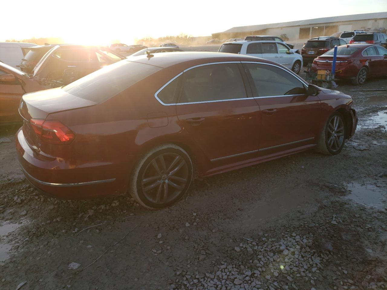 2016 Volkswagen Passat - Image 3