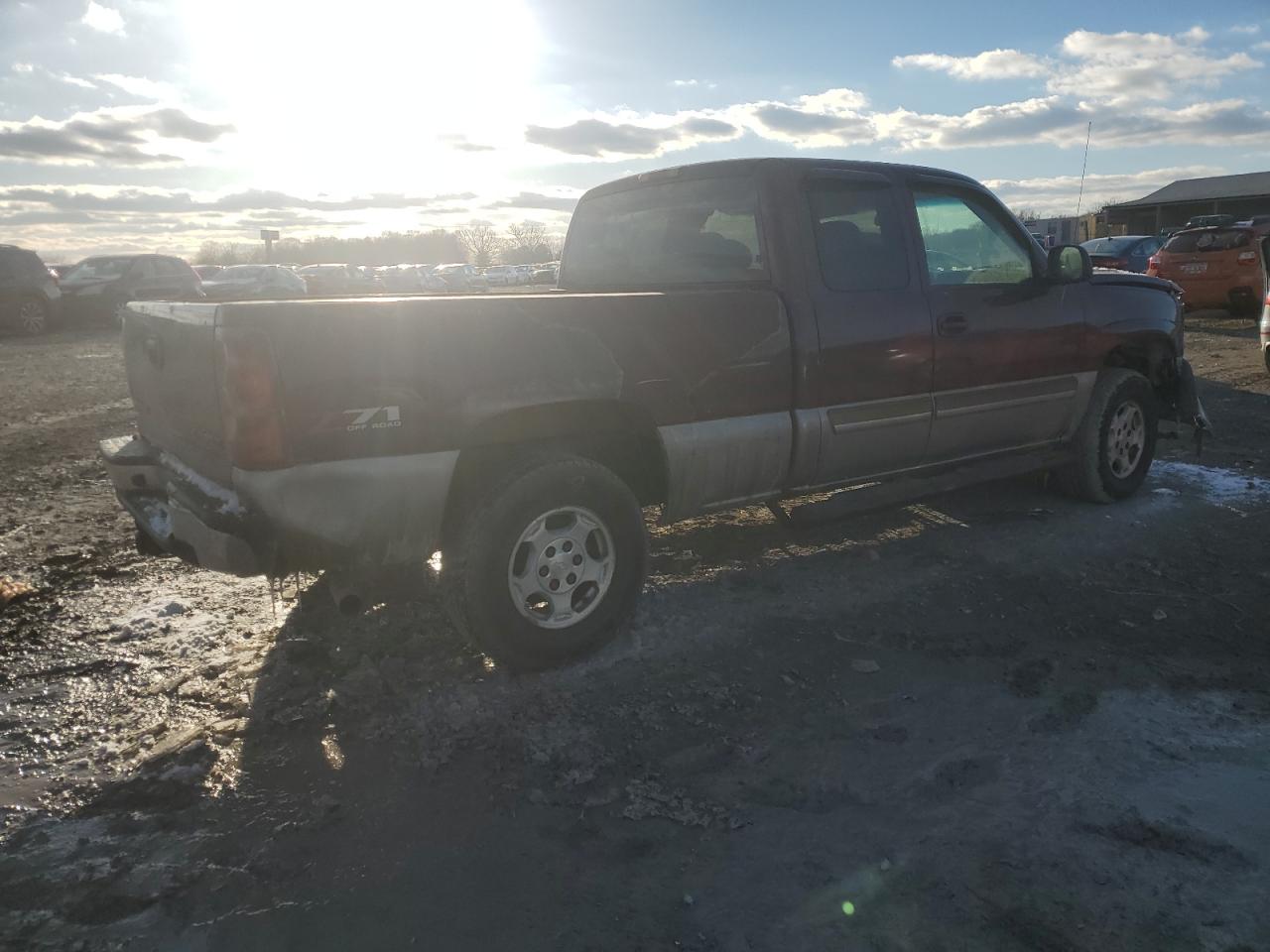 2003 Chevrolet Silverado - Image 3
