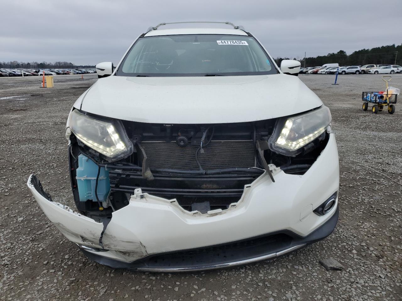 2016 Nissan Rogue - Image 5