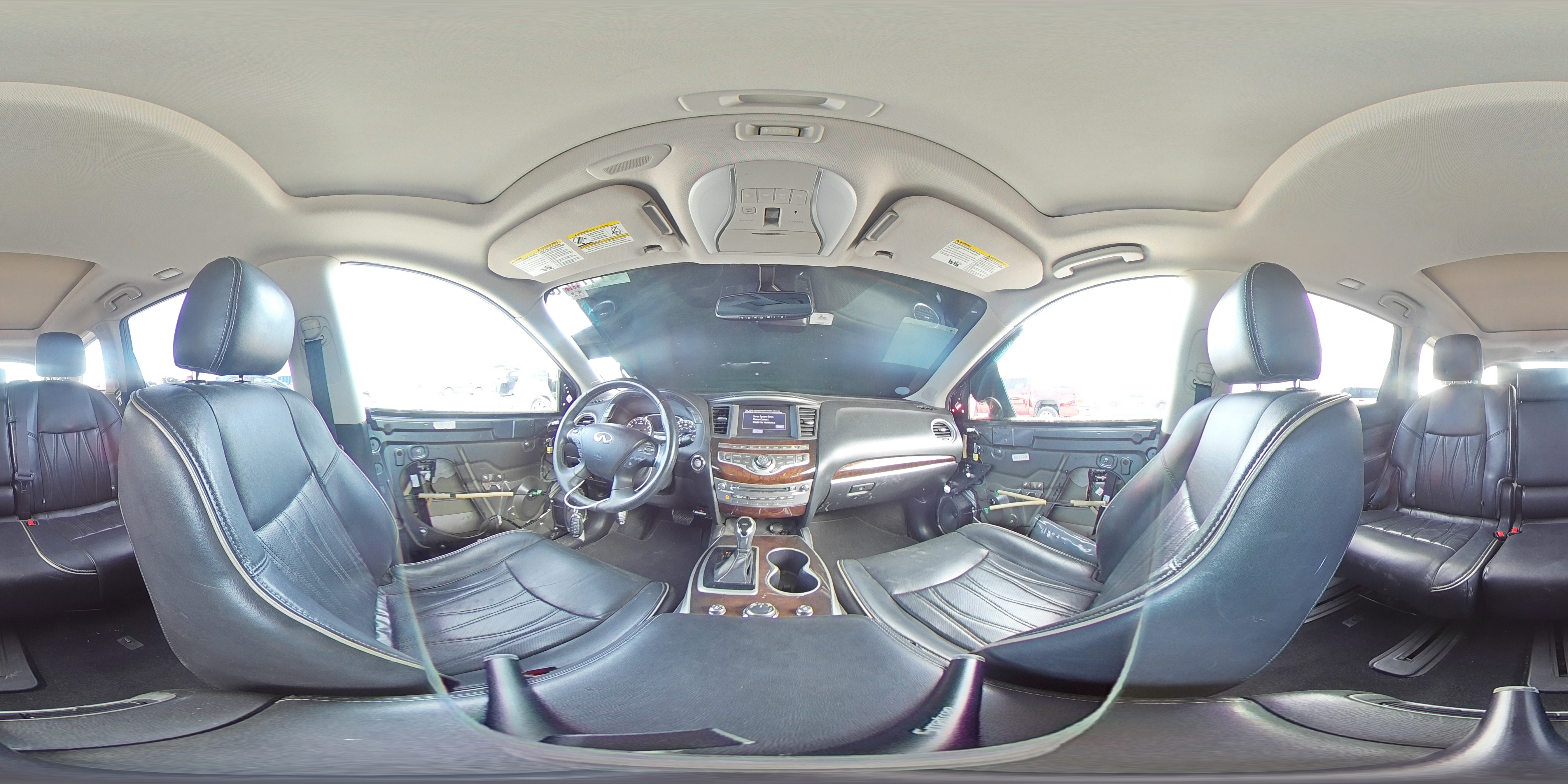 2017 Infiniti QX60 - Image 13