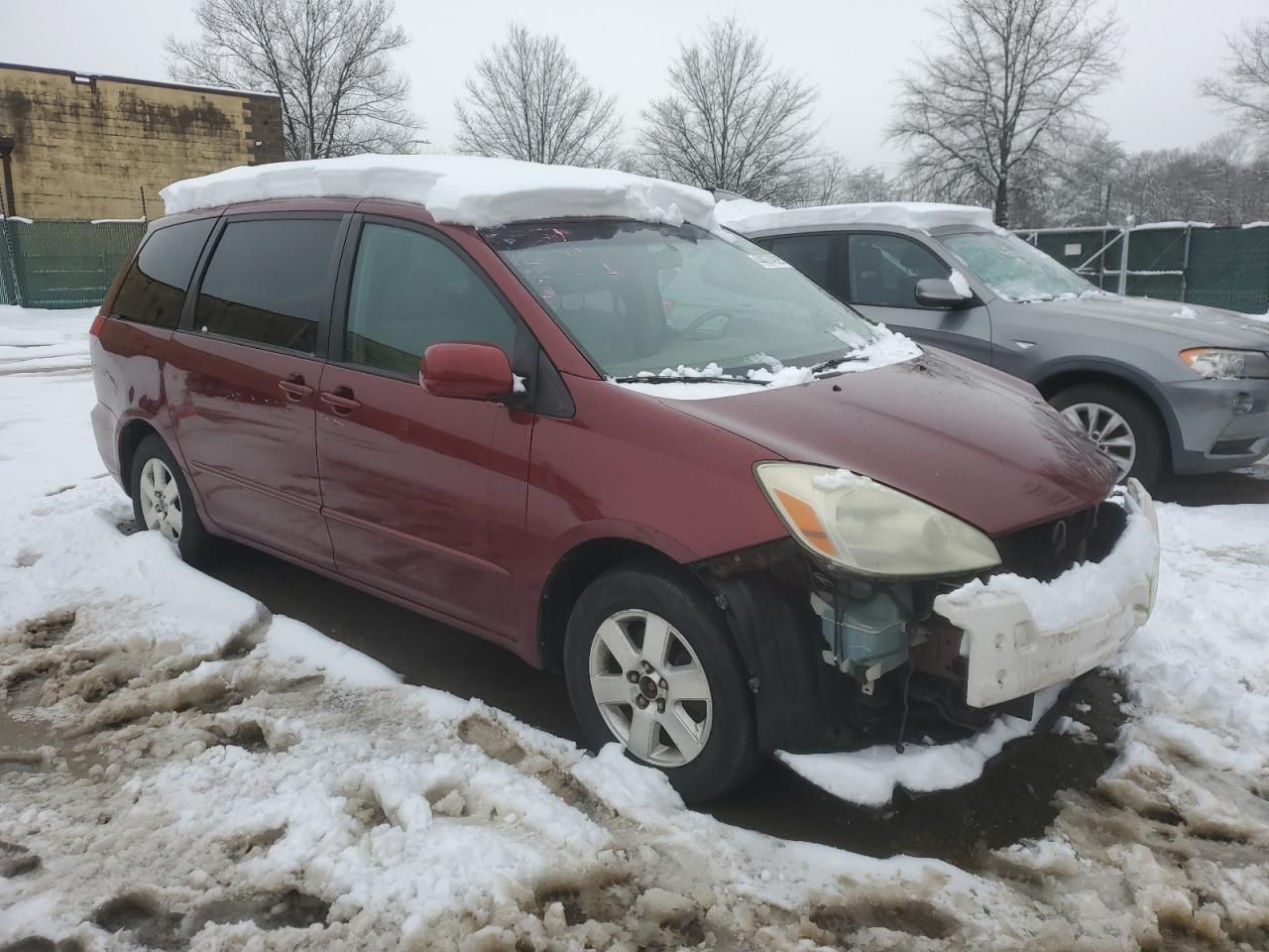 2004 Toyota Sienna - Image 4