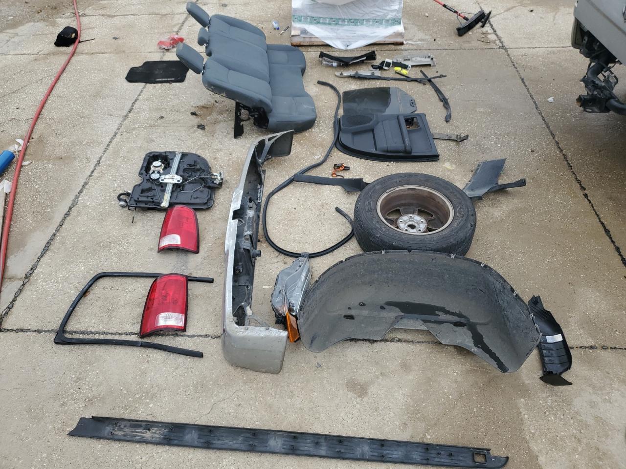 2018 RAM 1500 - Image 12
